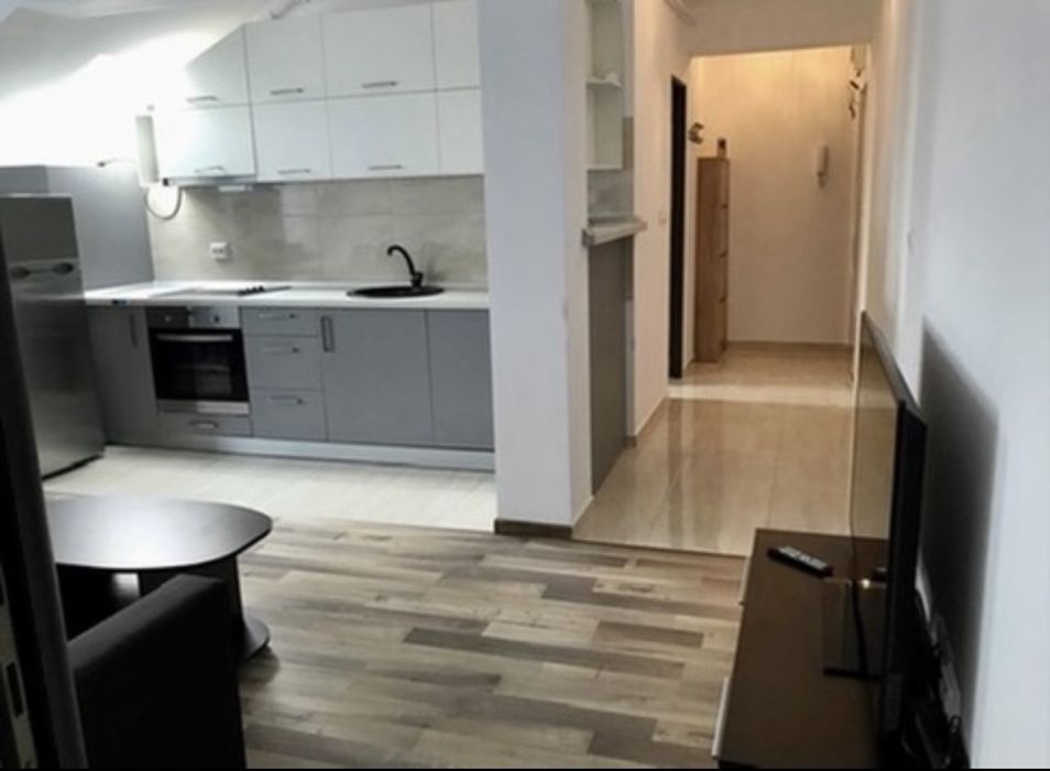 PROPRIETAR, inchiriez apartament cu 2 camere langa Spitalul Judetean