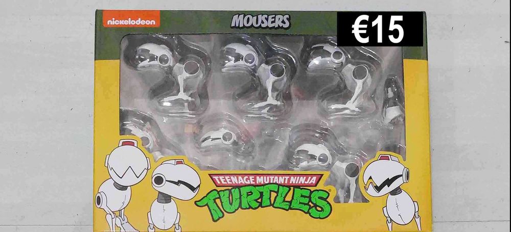 Batman, Spawn, Cable, Iron Maiden, Predator, Alien екшън фигури