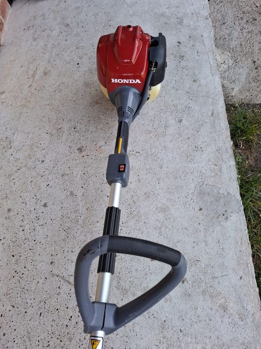 Honda GX25 motocoasa pe benzina 4 timpi