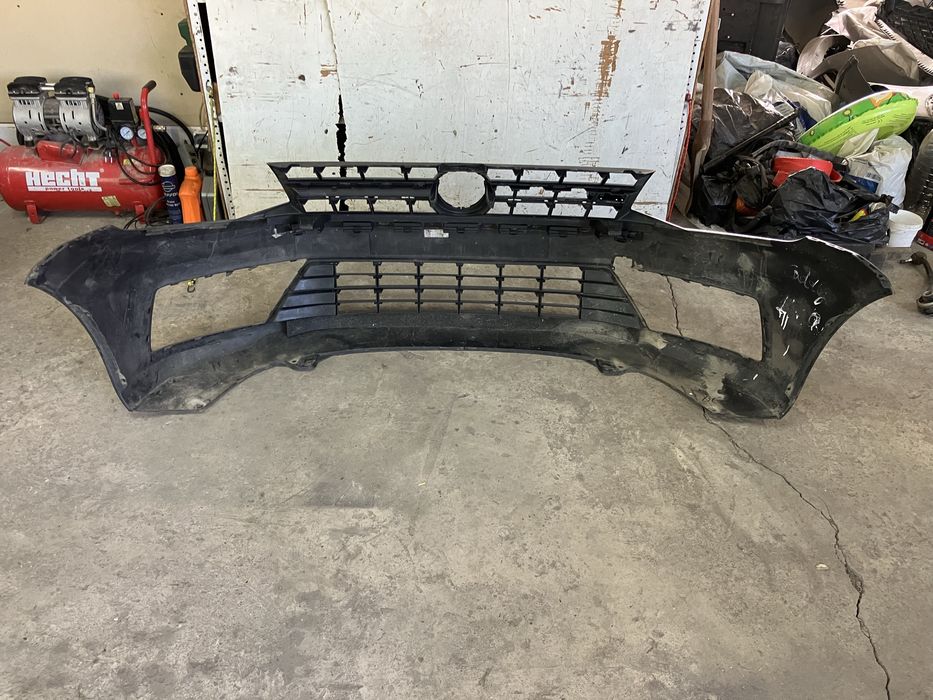 Предна броня за VW Caddy Фолксваген Кади 2015-2020г 2бр