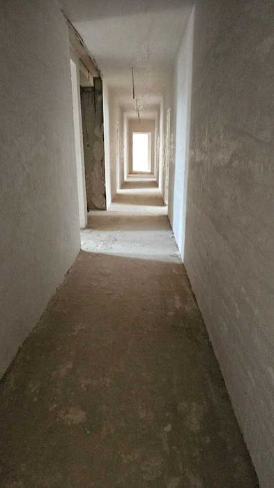 Голям 2-стаен  пред АКТ 15, среден етаж южно изложение