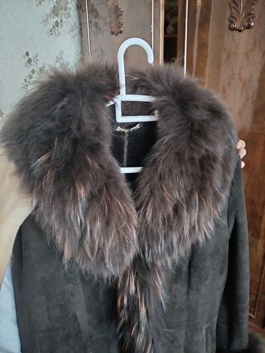 Продам дубленку,мех лиса.