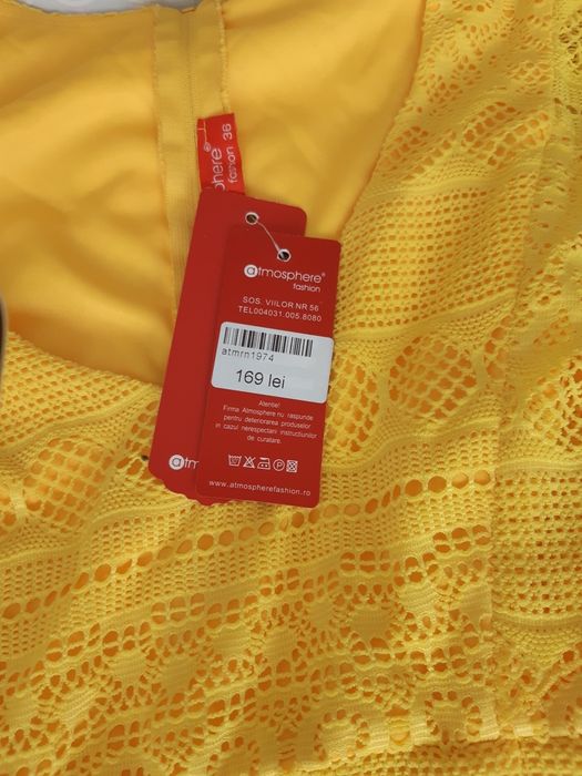Rochie cu dantelă