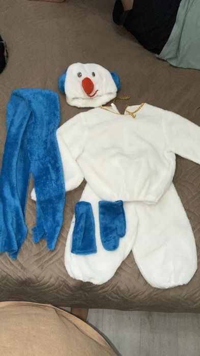 Продам детские  костюмы