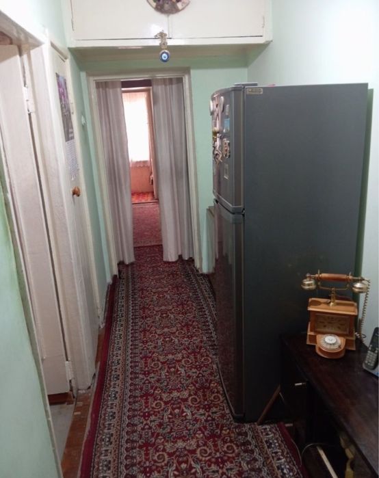 Kvartira sotiladi 1 xonali. A. Qahhor kochasi, Yakkasaroy, Bobur