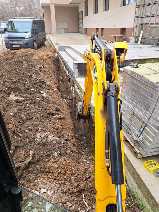 Услуги със Самосвал и Мини багер Ямбол