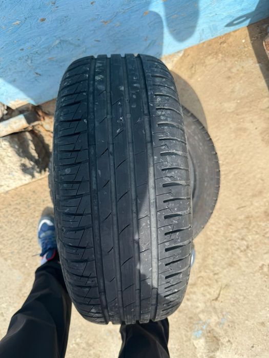 Продам покрышка на р 15