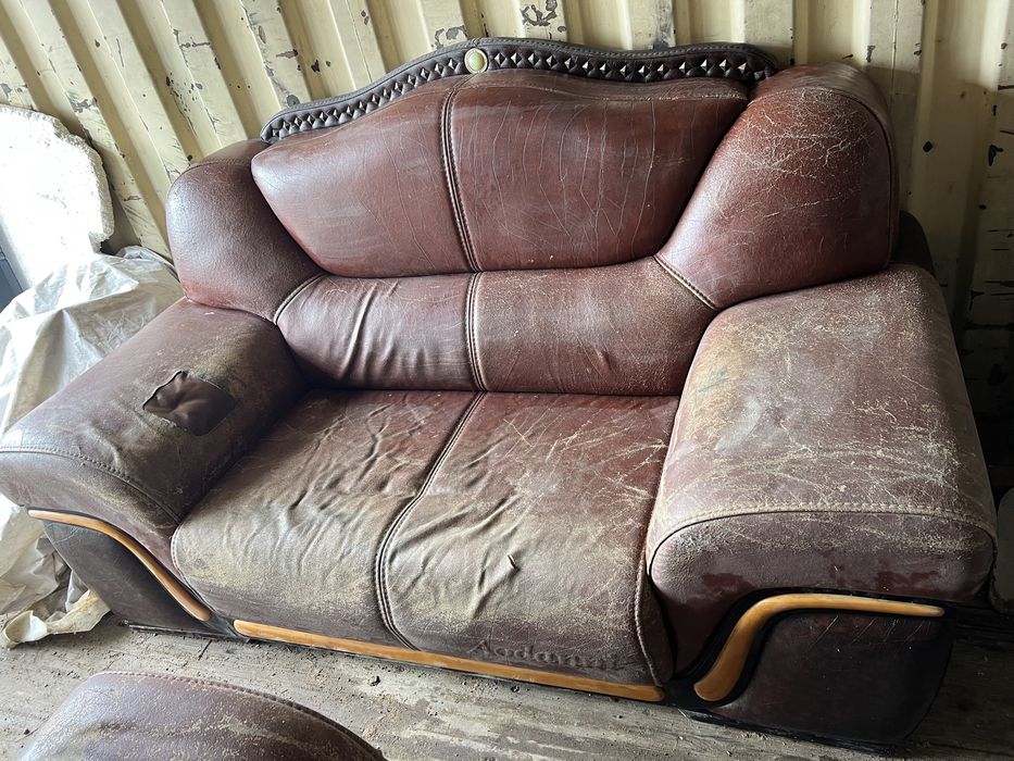 Продам два качественных кресла