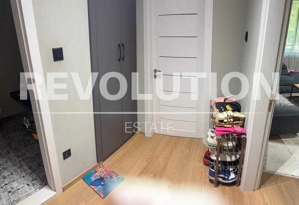 Дава се под наем Тристаен апартамент в Варна, Чайка - 100 кв.м за 850 € - Снимка #3