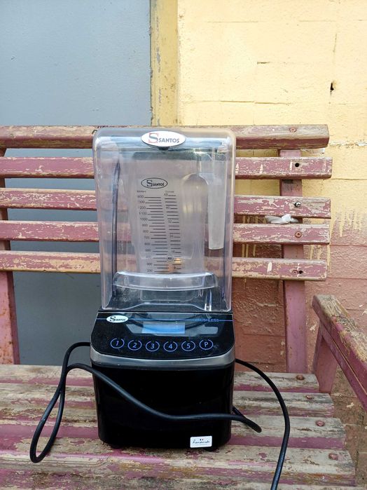 Santos много функциональная блендир.