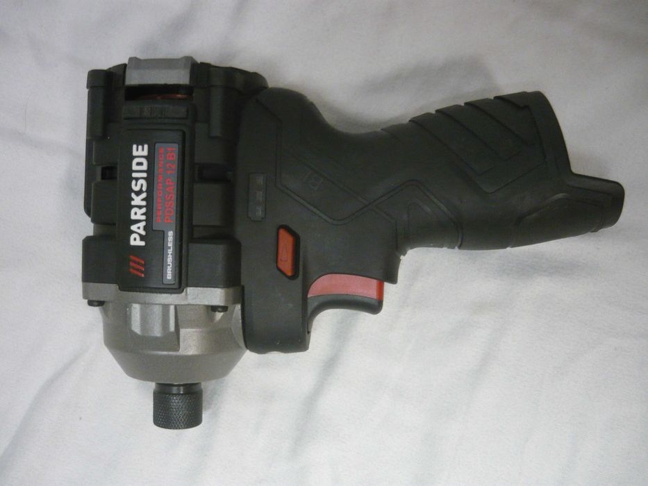 Bormașină impact Parkside negru pe acumulator 12 V NOU garanție 5 ani