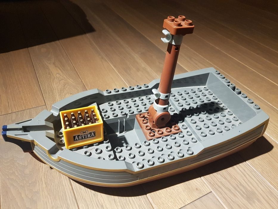 Lego toys: Legends of Chima, Hero Factory, Mega Bloks dragons