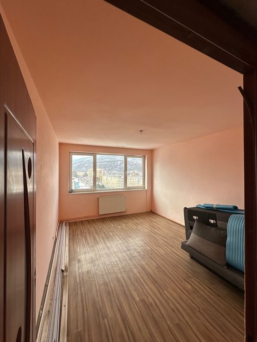 Apartament 2 camere, zona ULTRACENTRALA Vulcan - lift nou functional