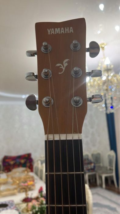 Гитара Yamaha F370