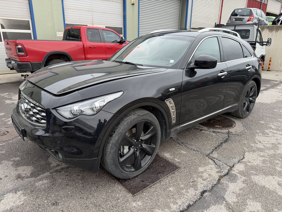 Infiniti FX30d S НА ЧАСТИ