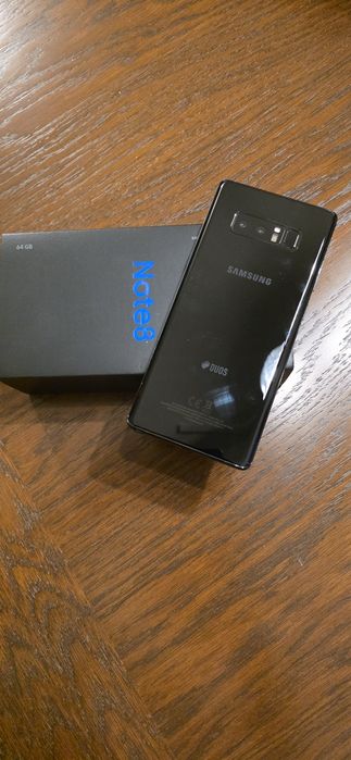 Samsung galaxy note 8+оригинален калъф Samsung!