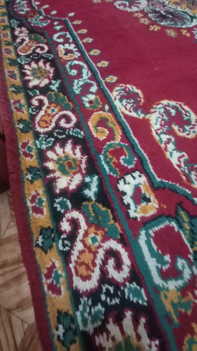 Продаётся ковёр 2×3