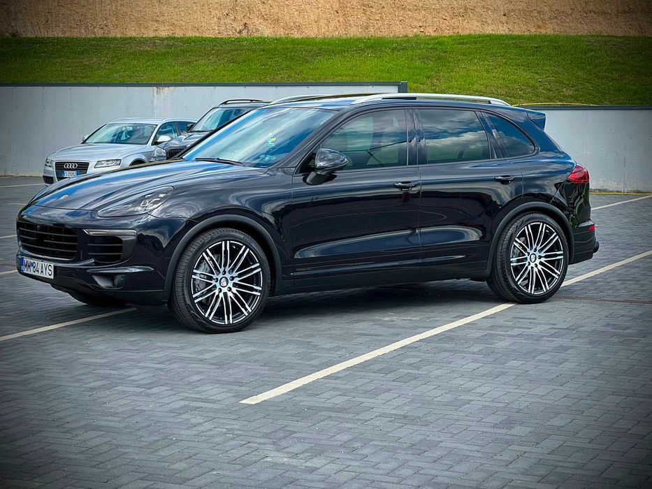 PORSCHE Cayenne 2015 — imagine 3