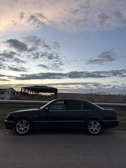 Продается Мерседес w210
