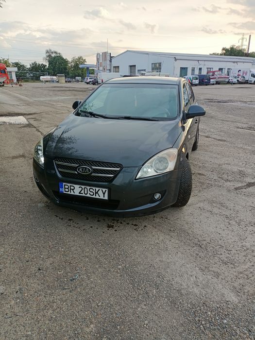 Vând auto KIA Ceed 1,6 diesel 2008