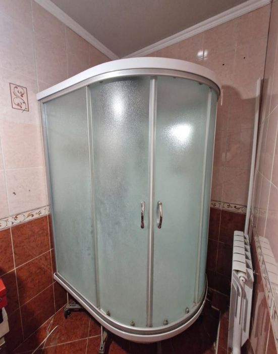 Продам душевую кабину