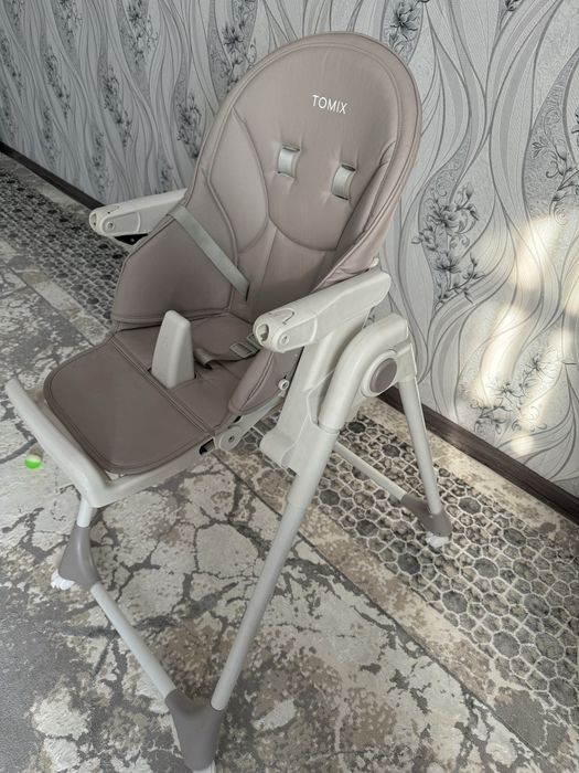 Стульчик для кормления Tomix