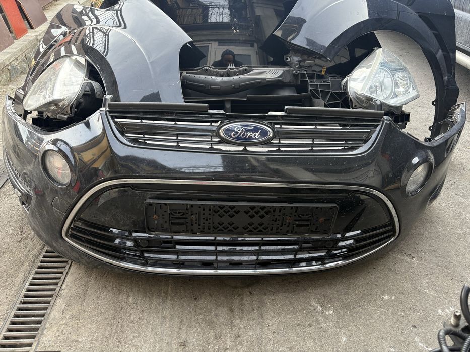 Fata complecta Ford S Max facelift