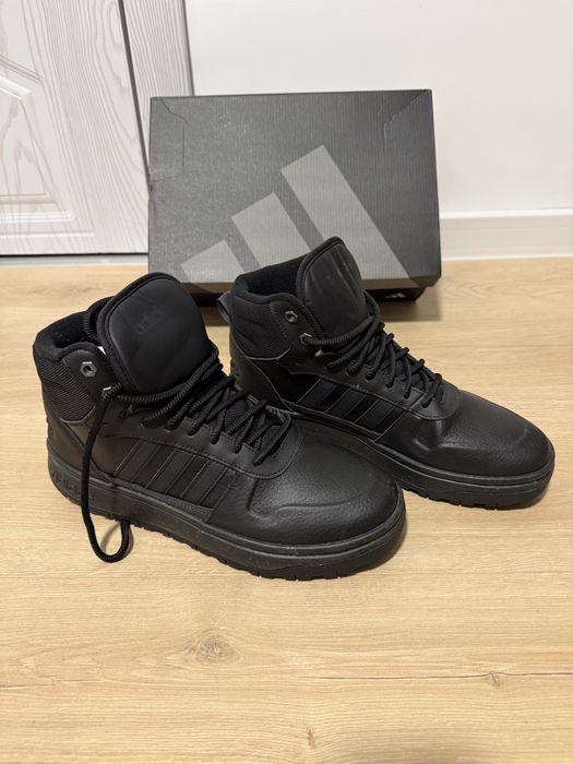 Високи зимни обувки/ маратонки/ кецове Адидас Adidas Frozetic