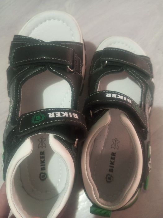 Обувь детская. Сандалии