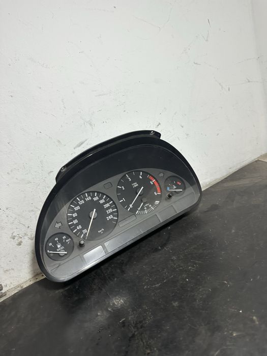 Ceas ceasuri bord BMW X5 E53 manual 3.0 diesel 218cp 6942214