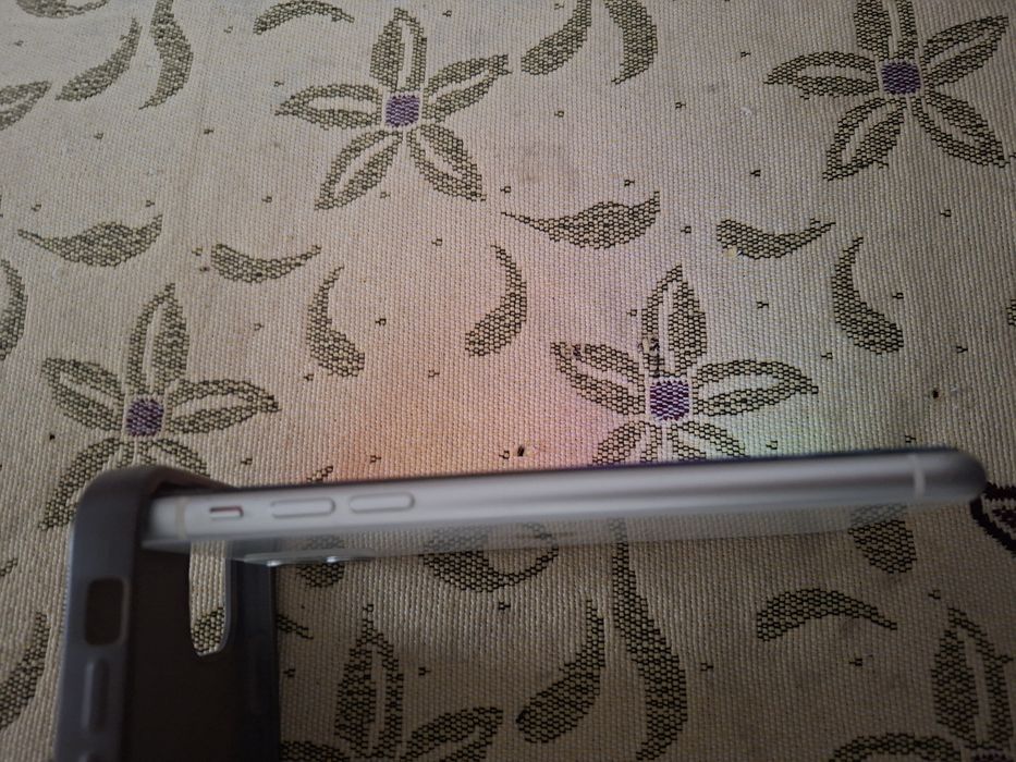 Продас Айфон11 64 гигов