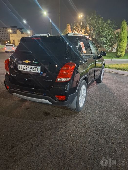 Treker 1 qora 2019