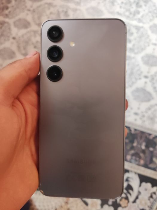 Продам Galaxy S25
