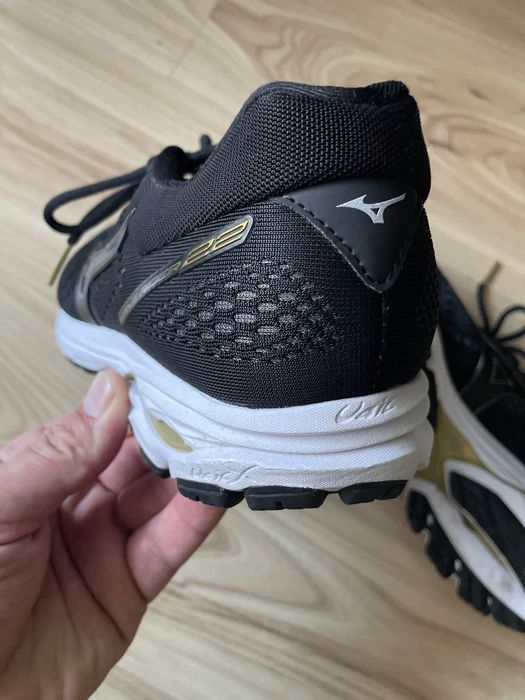 MIZUNO Wave Raider 22/мъжки спортни обувки/маратонки 45