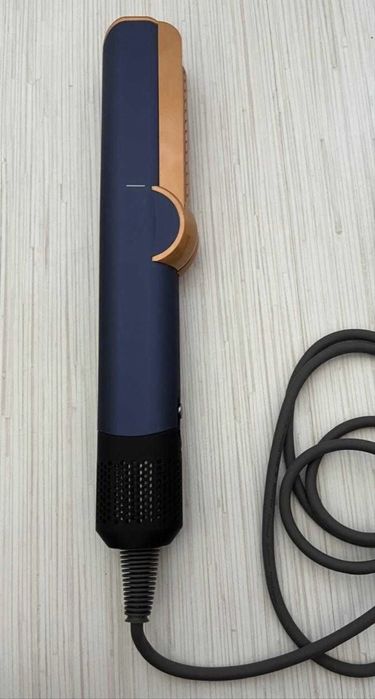 Фен выпрямитель dyson