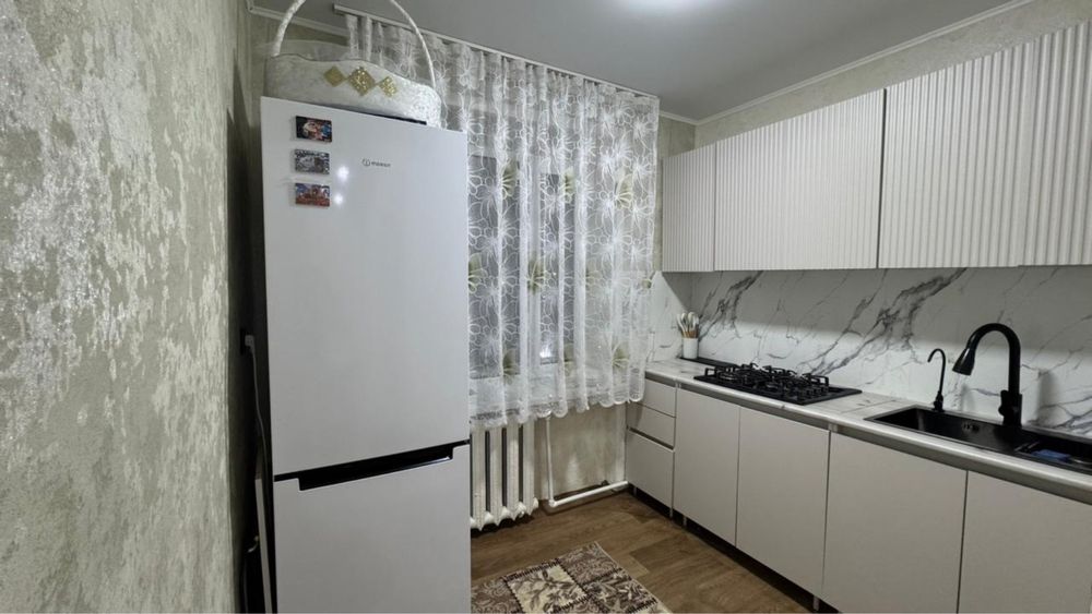 Продам  2 ком квартиру