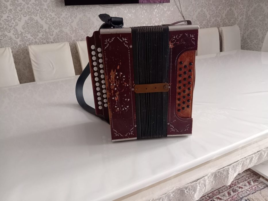 Продам гармонь .