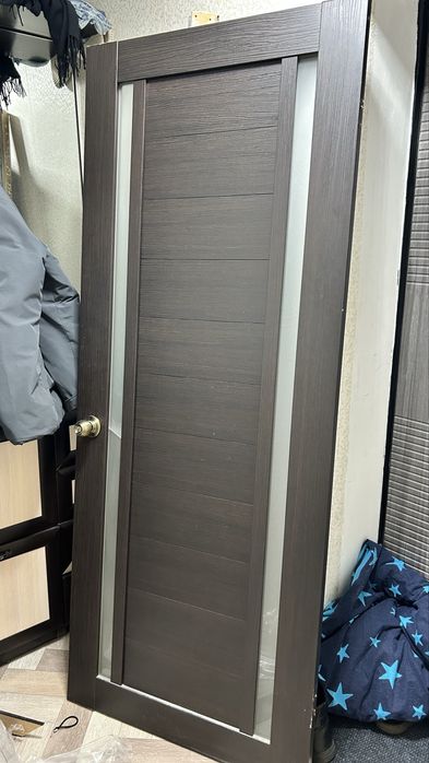 продам межкомнатную дверь