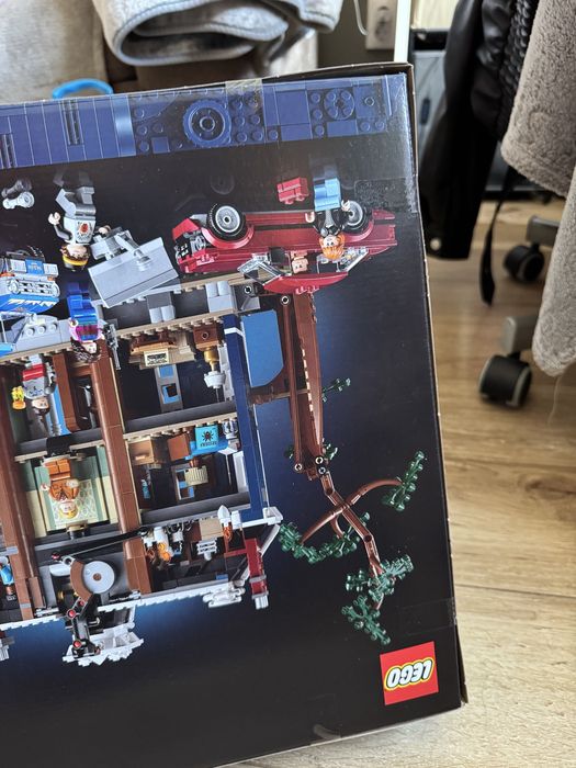 Lego Stranger Things Creel House si Cadou WSQK The Squawk Radio Station Exclusiv Limitat GWP Rar Nou