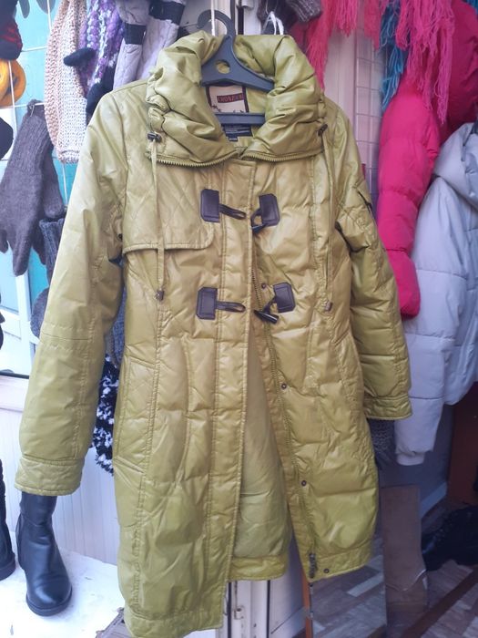 Продам зимние куртки,пуховики