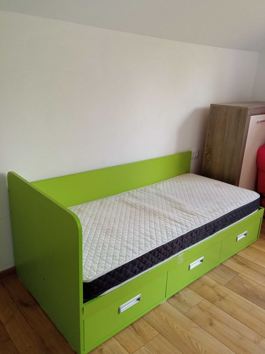 Vand patut copii in stare foarte buna