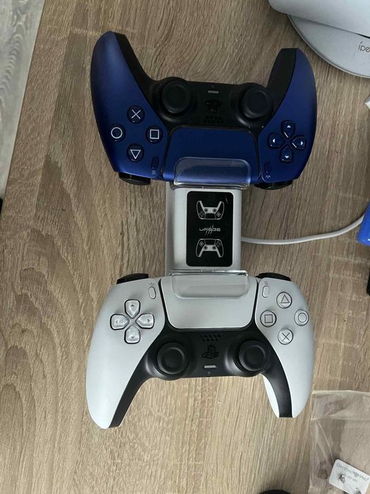 Play Station 5 Disk version КАТО НОВ!