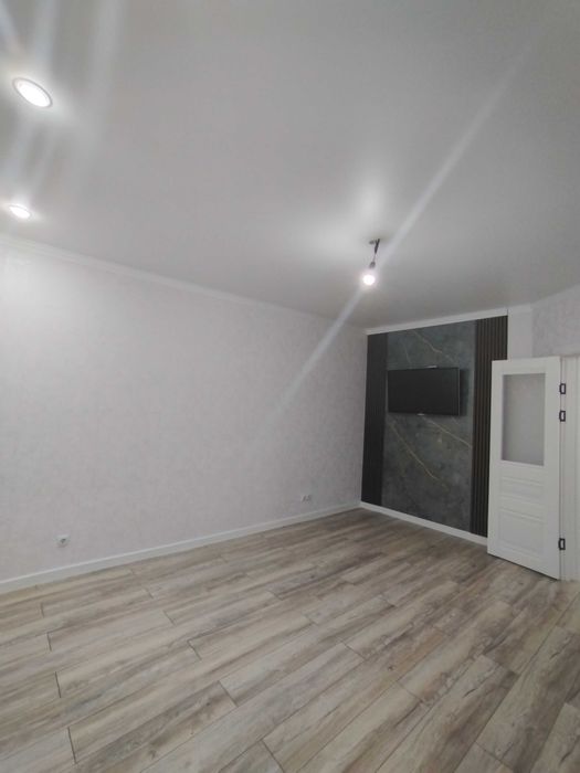 Сдам 2 ком квартиру батыс 2