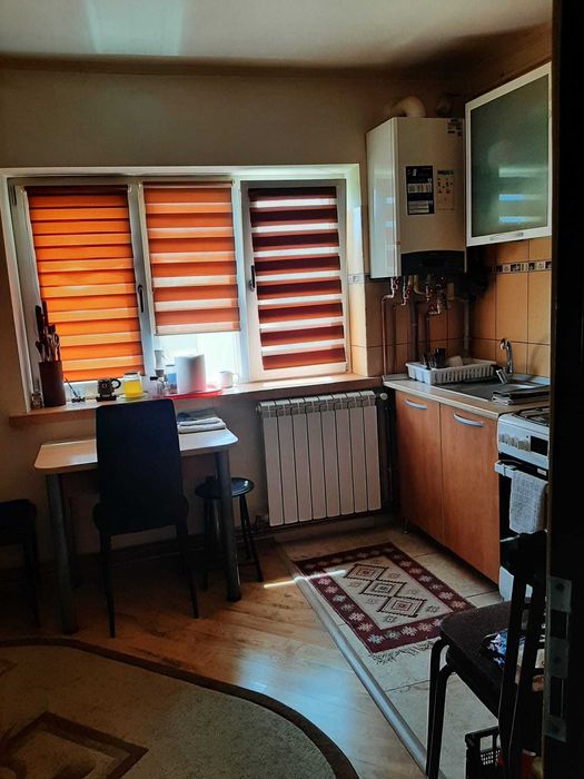 Apartament de vanzare direct de la proprietar - intersecția Materna, Craiovița Nouă, tel: 0766651018