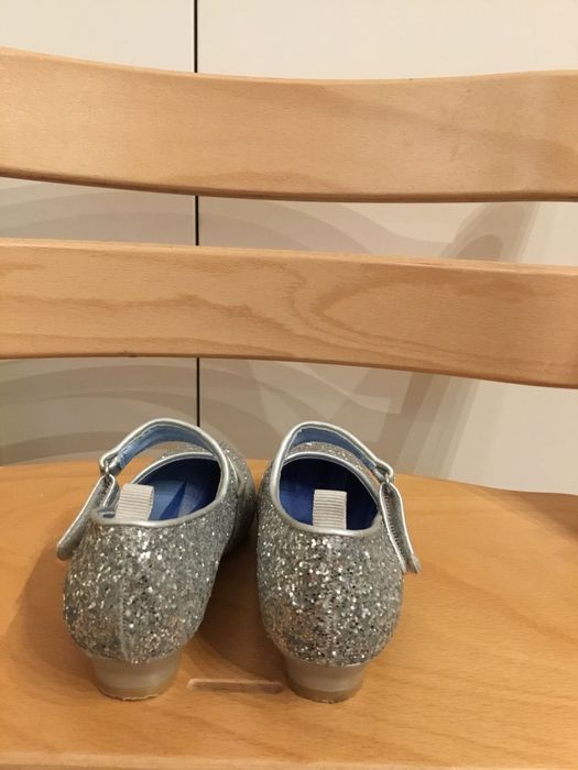 Обувки и сандали за момиче CROCS, ZARA, H&M, IKAIDI, р-р 27 и 28