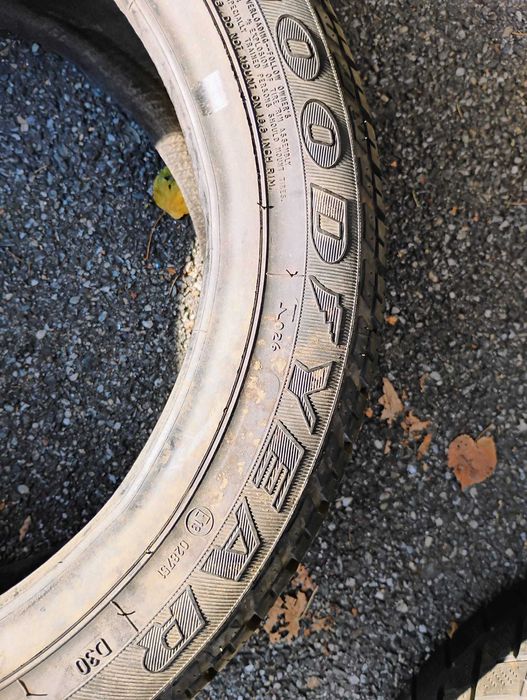 Vând anvelope de iarnă și vară diferite modele