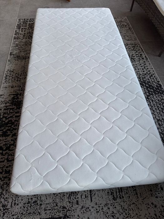 Vand Saltea 90/2 fara uzura in stare foarte buna