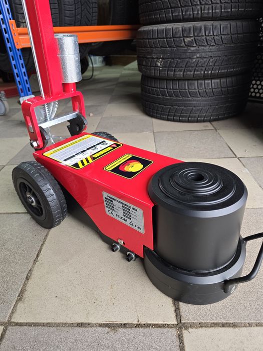 Cric hidraulic camioane  80 tone nou, cu acționare pneumatic