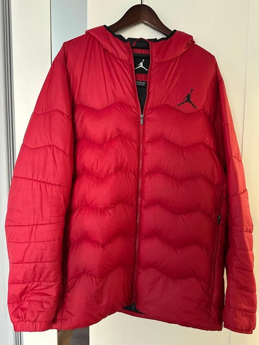 Продам мужские куртки