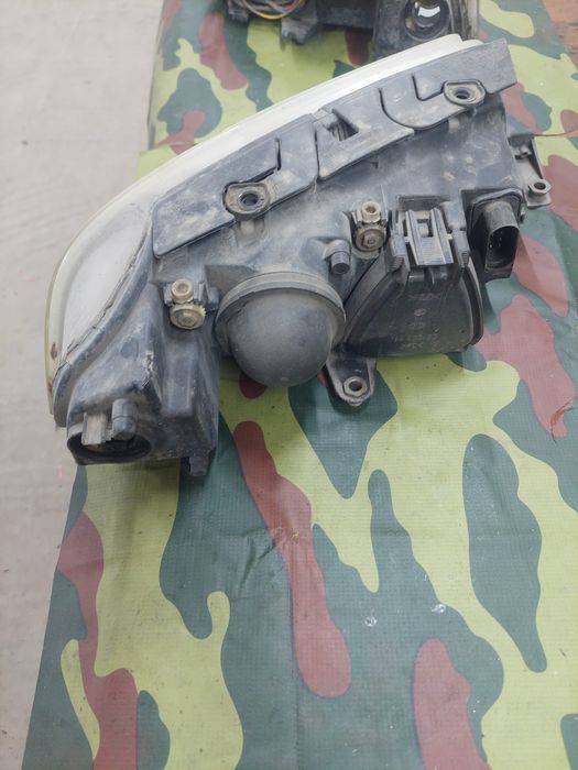 Фары на пассат б5 плюс